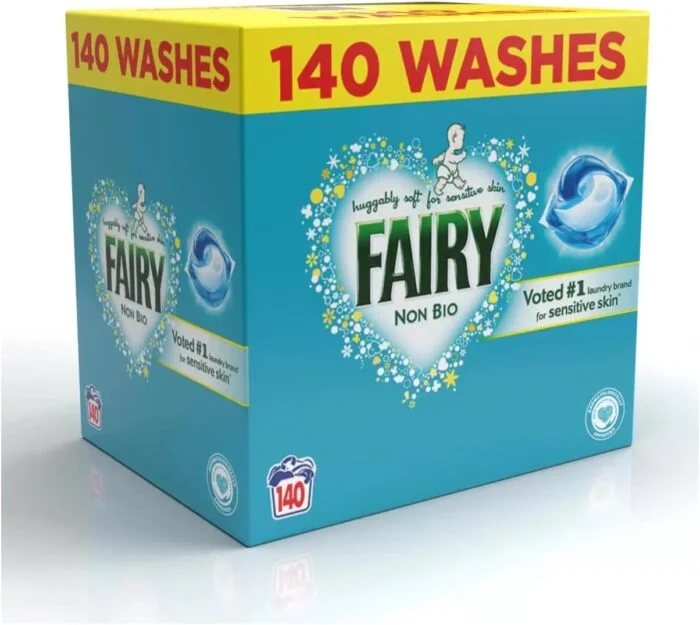 Fairy Non Bio Waschmittelkapseln, 140 Waschgänge – Kraftvolle Waschmittelkapseln für empfindliche Haut, schonend zu Textilien, einfach anzuwendende Waschmittelkapseln für die tägliche Wäsche – 1442 g (2 Beutel)